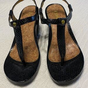 Chaps women’s sandals, black size 7